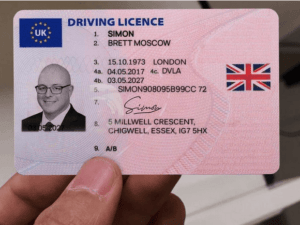 Read more about the article Can foreigners get a UK driving licence