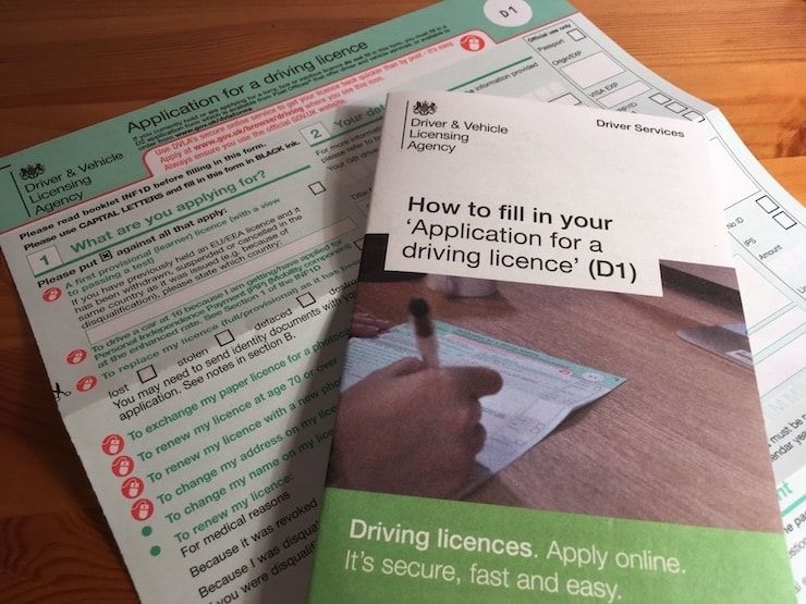 You are currently viewing Can I apply for a UK driving licence online?